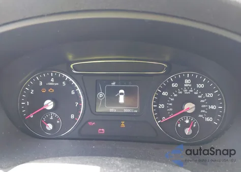 2016 Kia Sorento 2.4L Lx z USA, uszkodzony, nr VIN 5XYPGDA3XGG082589